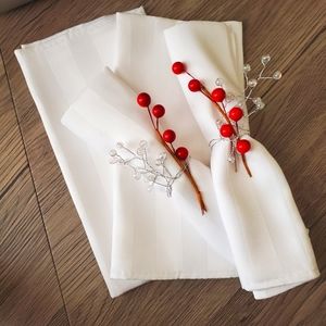 4 pc white dinner napkin set